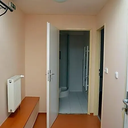 Inn Stara Fara