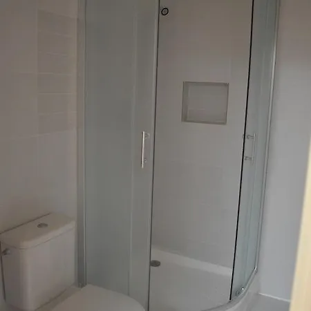 Inn Stara Fara Chržín